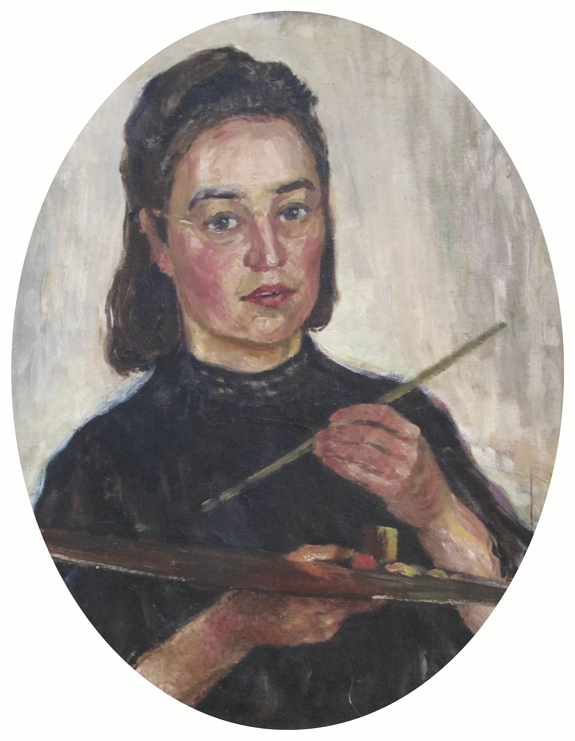 Portrait of Rosemary Rutherford holding an artist's palette