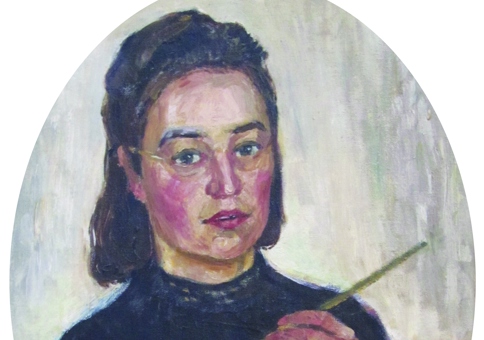 Portrait of Rosemary Rutherford holding an artist's palette