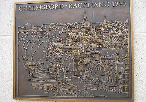 Bronze plaque saying 'Chelmsford: Backnang 1990'