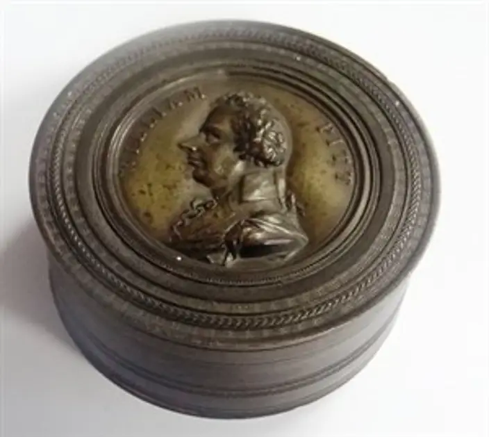 Pitt Club Bronze Box